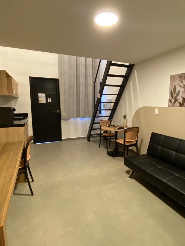 Studio 21 mezanino, ar, cozinha e sef check-in