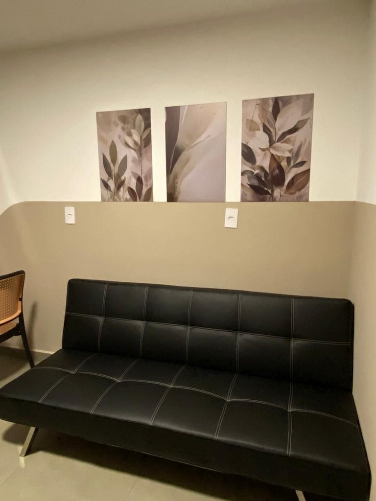 Studio 21 – Andar Superior Moderno com Estacionamento – Cent