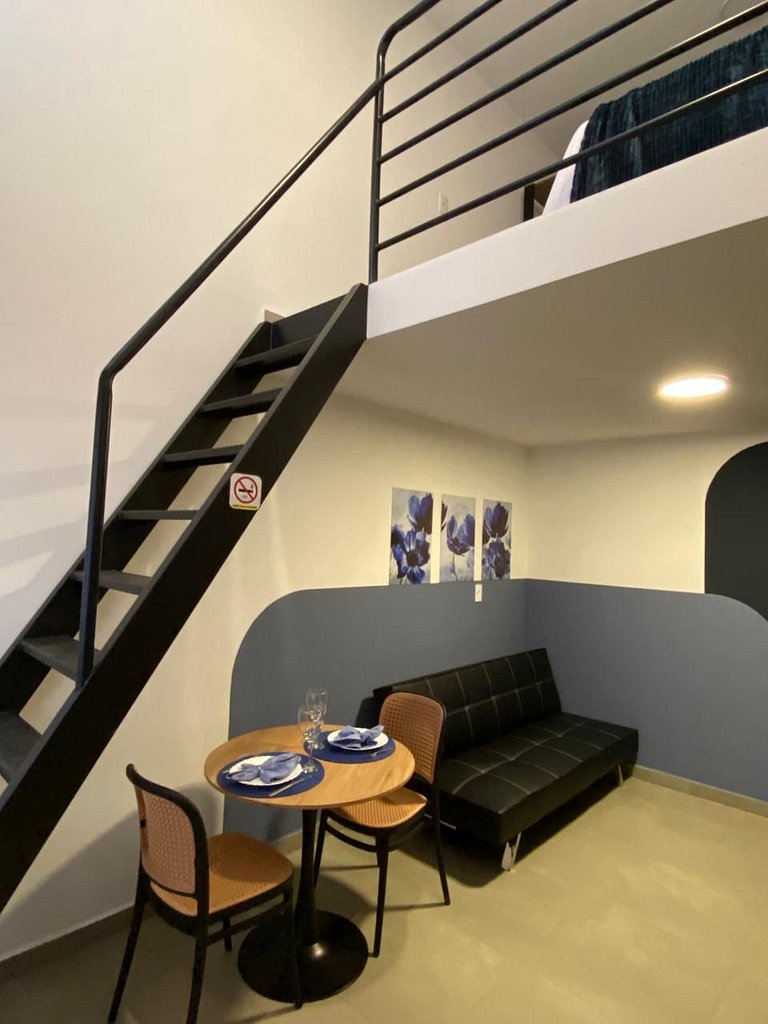 Studio 25 mezanino, cama aconchegante e ar