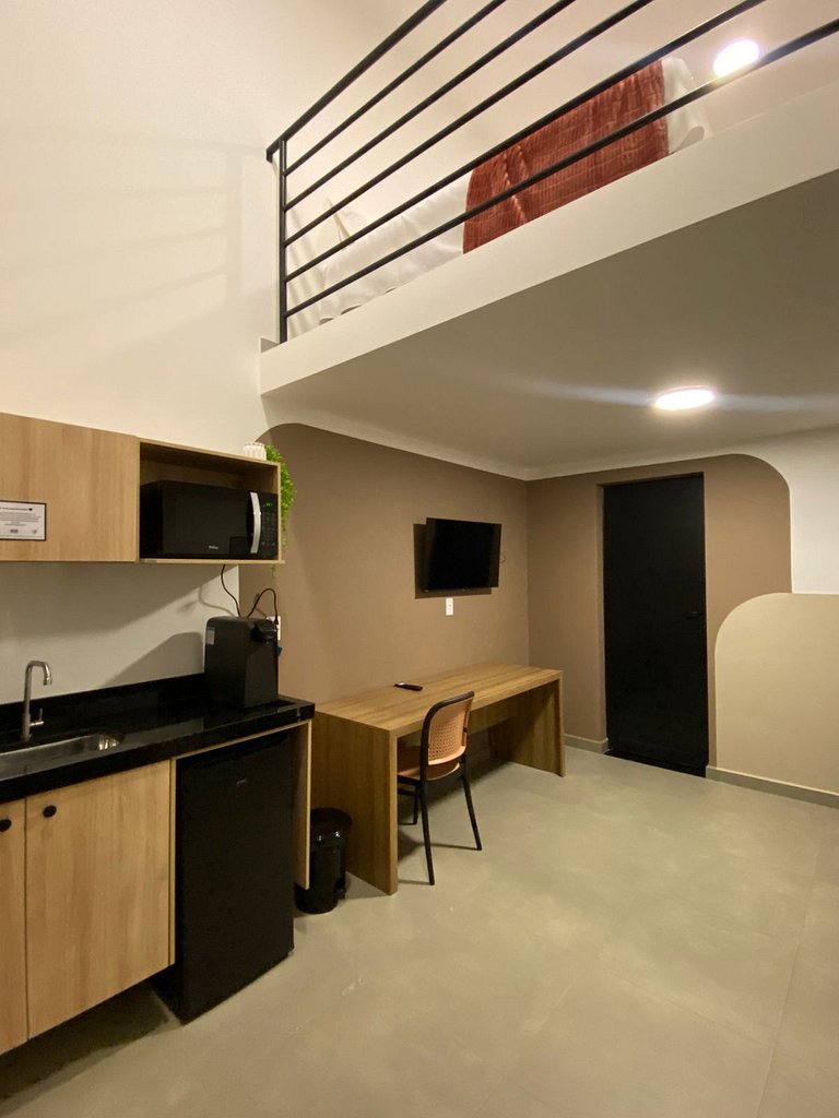 Studio 20 mezanino, self check-in e vaga