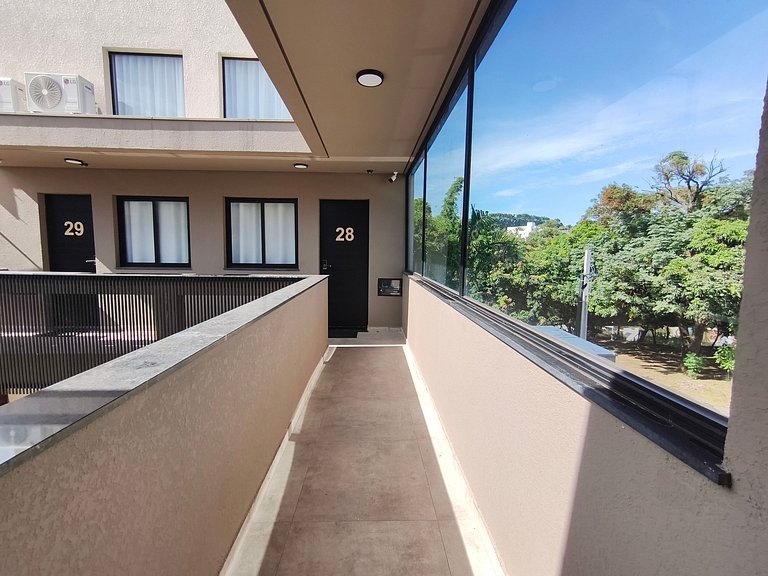ST2 | Conforto e Charme Completo | AC | Vaga externa