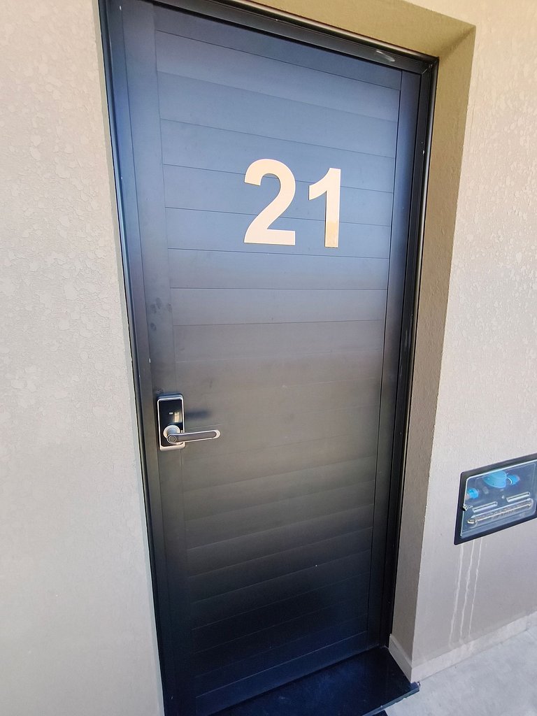 Studio 21 mezanino, ar, cozinha e sef check-in
