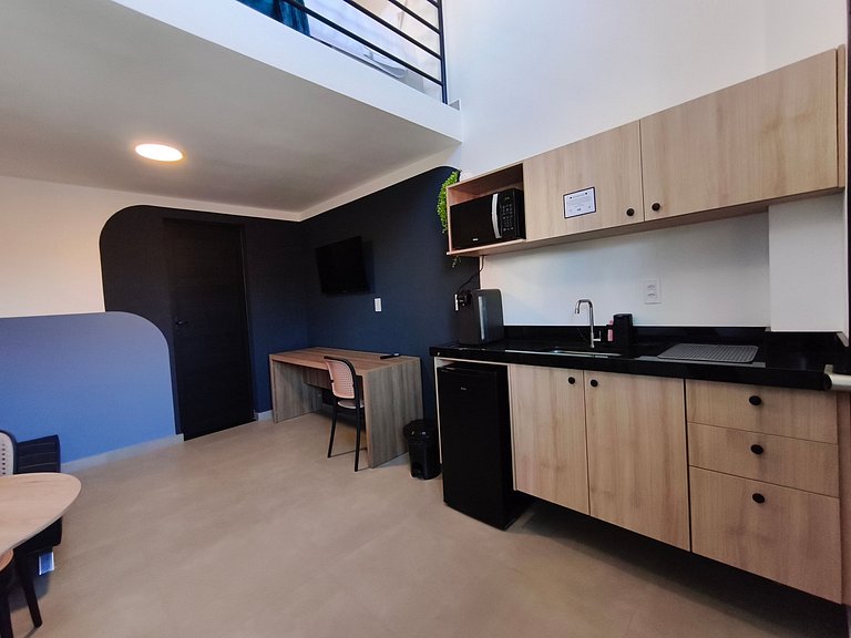 Studio 25 mezanino, cama aconchegante e ar